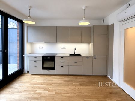 Pronájem bytu 1+kk a garsoniéry 35 m², Budovcova 2938, Praha Žižkov - Photo 3