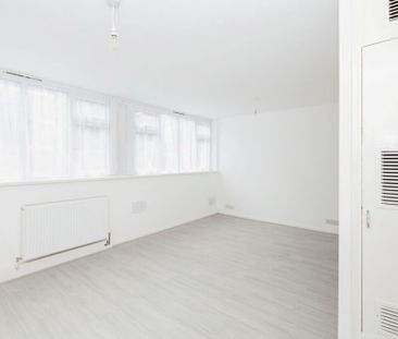 3 Bed Maisonette, Wick Road, E9 - Photo 5