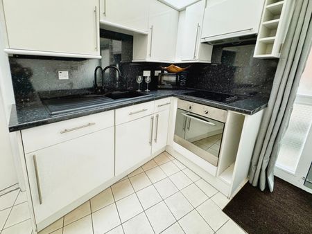 1 bedroom apartment to rent Town Centre, Guildford - Photo 3