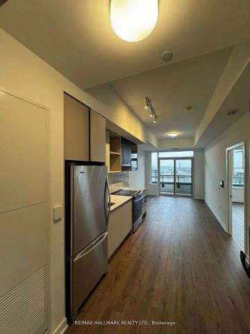 395 Dundas Street #LPH27 - Photo 4