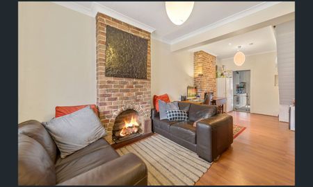 21 Chapman Street, Surry Hills NSW 2010 - House For Rent | Domain - Photo 2