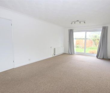 2 bedroom detached bungalow to rent - Photo 6