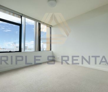 PARAGON ! 1 BEDROOM APARTMENT! ENQUIRE NOW! TO BE THE FIRST INSPECT! - Photo 3