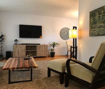 For Lease - 1088 Pearson Drive Unit# Upper, Oakville, Ontario - Photo 2