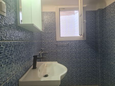 Studio/Γκαρσονιέρα για ενοικίαση Πλατεία Ελευθερίας (Κορυδαλλός) - Photo 4
