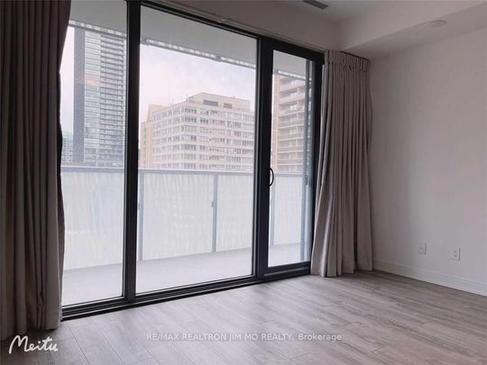 For Lease - 50 Charles Street Unit# 701, Toronto, Ontario - Photo 1