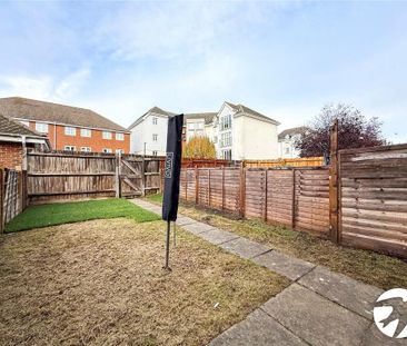 3 bedroom terraced house to rent - Photo 6