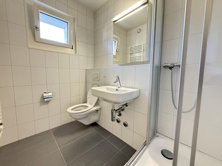 Bel appartement spacieux de 4.5 pièces au 3ème étage à Fribourg - Photo 3