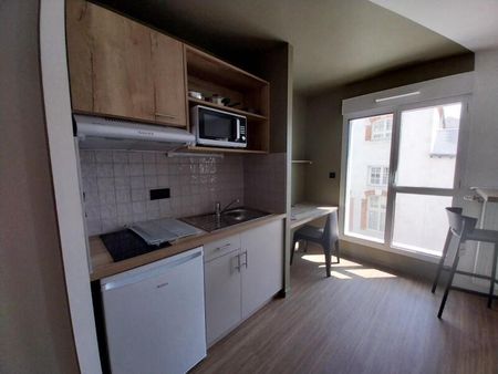 Location Appartement 1 pièce 18m² ORLEANS 45000 - Photo 2