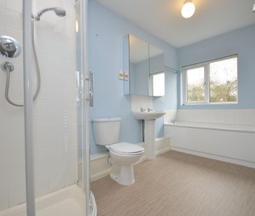 3 bedroom semi detached house to rent - Photo 3