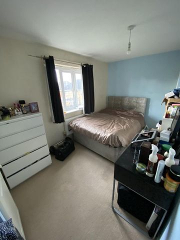 2 bedroom semi-detached house to rent - Photo 2