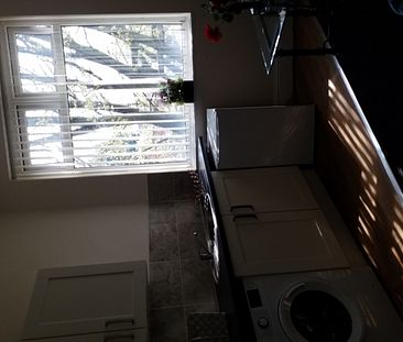 Fully Fitted Studio Flat - Photo 6