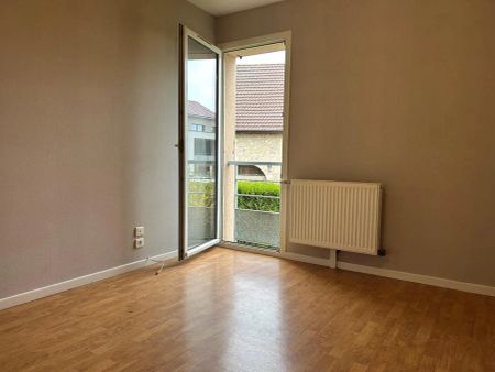 Appartement à louer 4 pièces 76.47m² - Photo 2