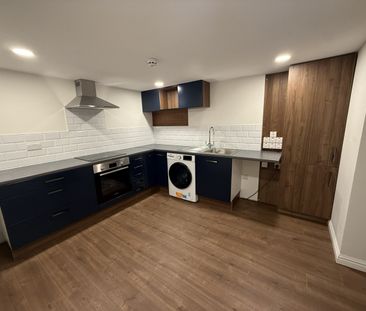 Studio Flat, Friern Barnet Road, N11 - Photo 1