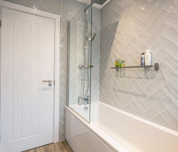 1 bedroom in a house share to rent - Photo 6