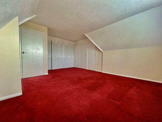 2 bedroom bungalow to rent Cradock Place, Worthing, BN13 - Photo 1