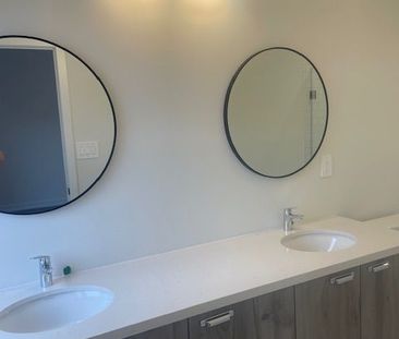 For Lease - 49 peace Lane, Richmond Hill, Ontario - Photo 5