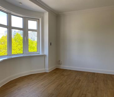 <b>Stilfuld og rummelig 3-værelses på 86 m² – midt på attraktive Øs... - Foto 1