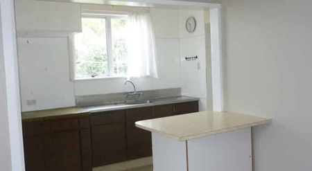 A classic Art Deco with 3 bedrooms close to town - Photo 4