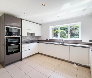 5 bedroom detached house to rent - Photo 5