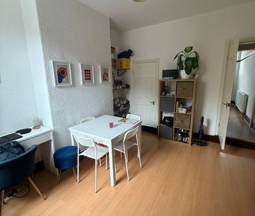 2 Bed Terraced House, Sheffield, S8 - Photo 4