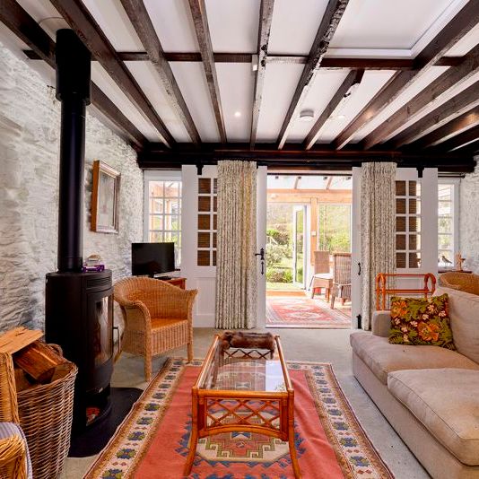 Gate Street Bramley, Guildford - 1 bedroomProperty for lettings - Seymours - Photo 1