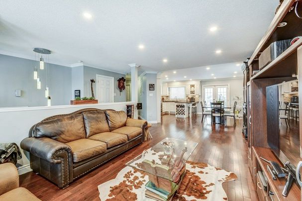 For Lease - 199 King Street, East Gwillimbury, Ontario - Photo 1