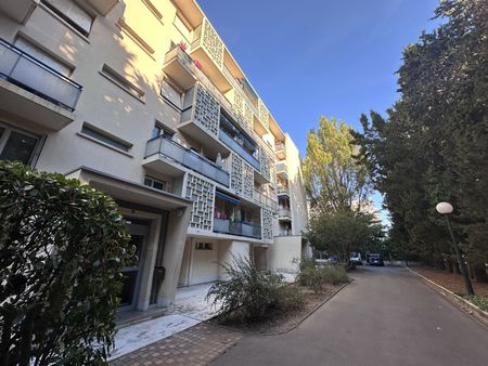 Location Appartement 4 pièces 75m² MONTPELLIER 34070 - Photo 5
