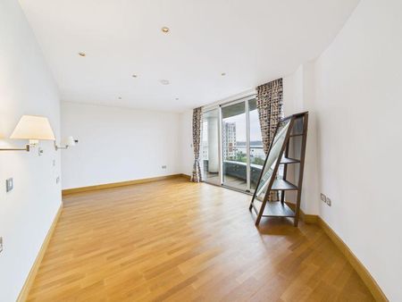 3 bedroom apartment to rent - Photo 3