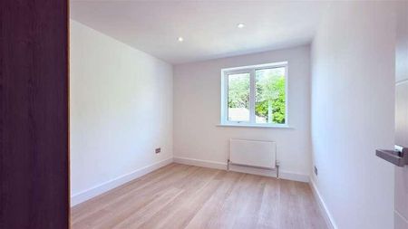 Cliff Drive, Canford Cliffs, BH13 - Photo 4