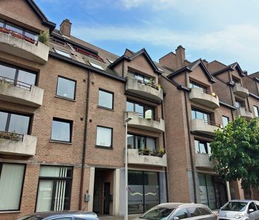 Instapklaar appartement met twee slaapkamers en parkeerplaats inbeg... - Photo 6