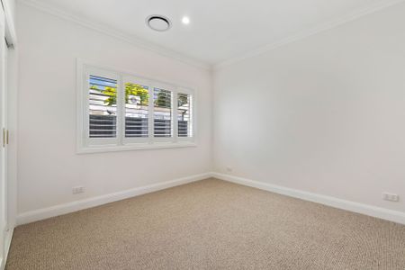 Modern 3-Bedroom Home in the Heart of the CBD - Photo 5