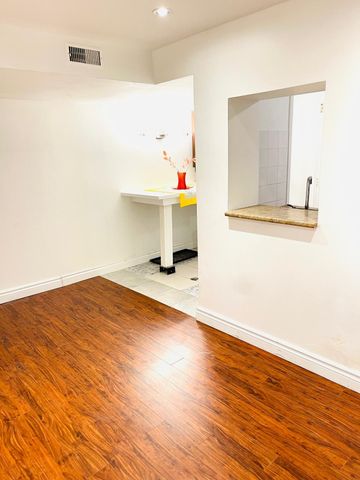 For Lease - 73 Twenty Fourth Street Unit# A Bsmt, Toronto, Ontario - Photo 2