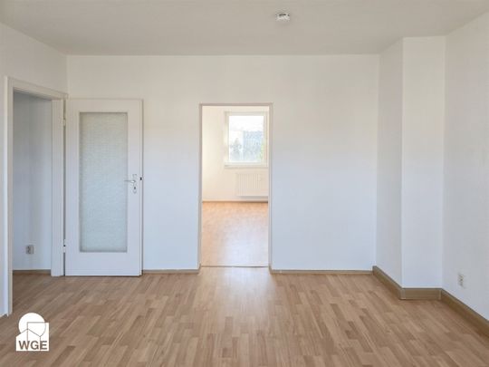 2 Zimmer, Küche, Bad..und Balkon! - Foto 1