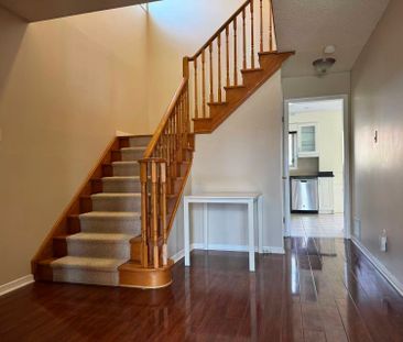 For Lease - 4255 Wakefield Crescent, Mississauga, Ontario - Photo 2