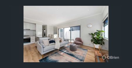 Stylish, Low-Maintenance Living in a Prime Rowville Pocket - Photo 5