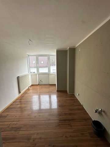 ++In Sanierung!!! „2-RW mit großem Balkon++ - Photo 2