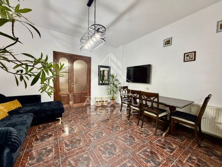 Apartment cu 2 camere, semidecomandat, renovat, zona Lipovei - Fotografie 2
