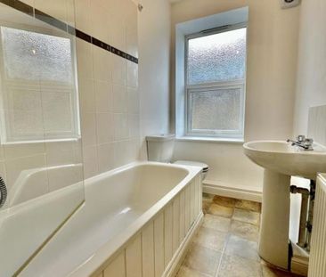 Ocean present a first floor modern one bedroom apartment on the qui... - Photo 5