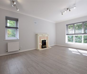 2 bedroom Flat in Sabin Gates, Bracknell - Photo 1