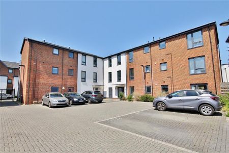 2 bedroom apartment to rent - Photo 3