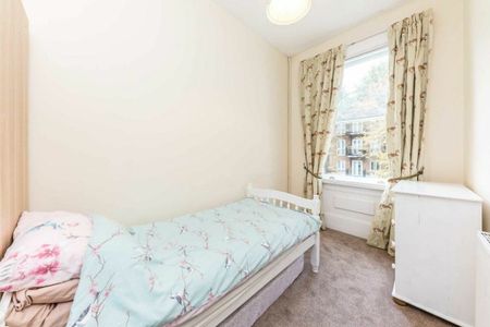 Russell Road, Holland Park, W14 - Photo 2