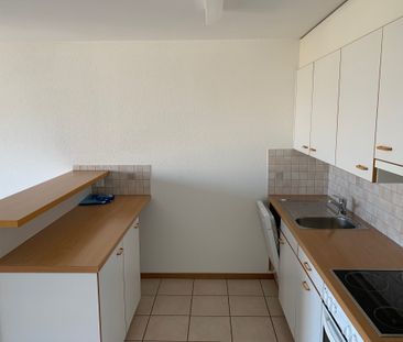 BEL APPARTEMENT DANS QUARTIER CALME AVEC BALCON - Photo 1