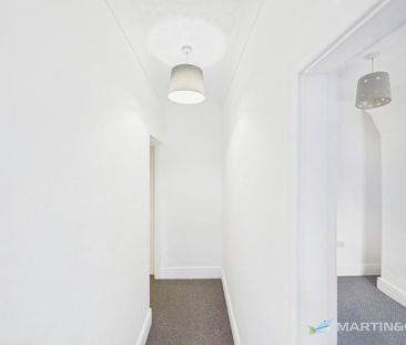 2 bedroom end of terrace house to rent - Photo 6