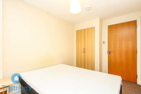 2 bed Apartment for Rent - Photo 4