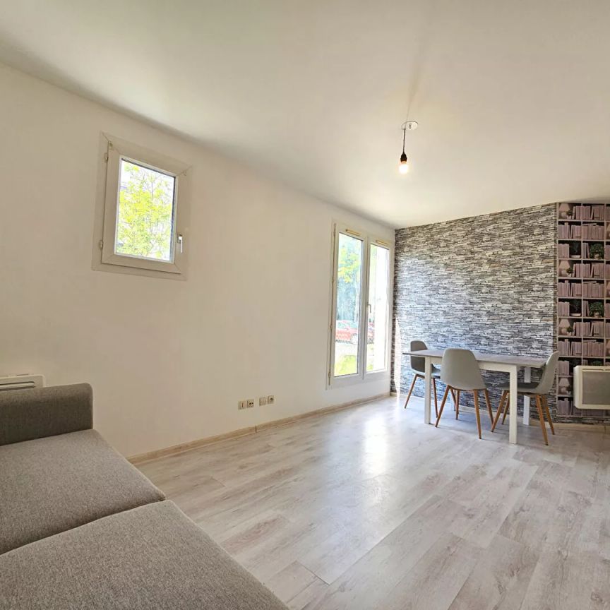 Appartement Evry Courcouronnes 1 pièce(s) 30 m2 - Photo 1