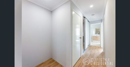 2 BEDROOM CAPTURING THE SEA BREEZES - Photo 3