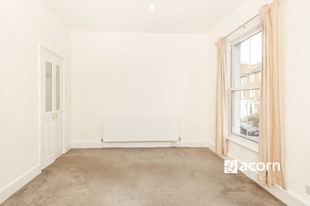 Flat to rent - Lordship Lane, London, SE22 - Photo 1