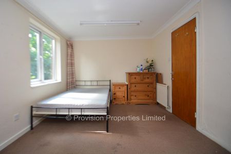 4 bedroom townhouse to rent - Photo 4