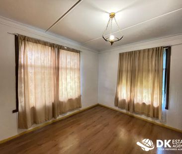 Located in the Heart of Braybrook, - Photo 3